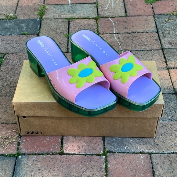 Lazy Oaf x Melissa Shape Heel Jelly Sandals in Pink - Picture 2 of 8